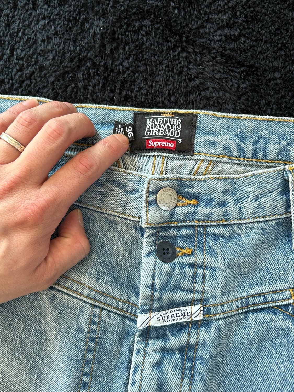 슈프림 x 마리떼 프랑소와 저버 X-심 배기 데님 쇼츠 워시드 인디고 - 상품이미지3