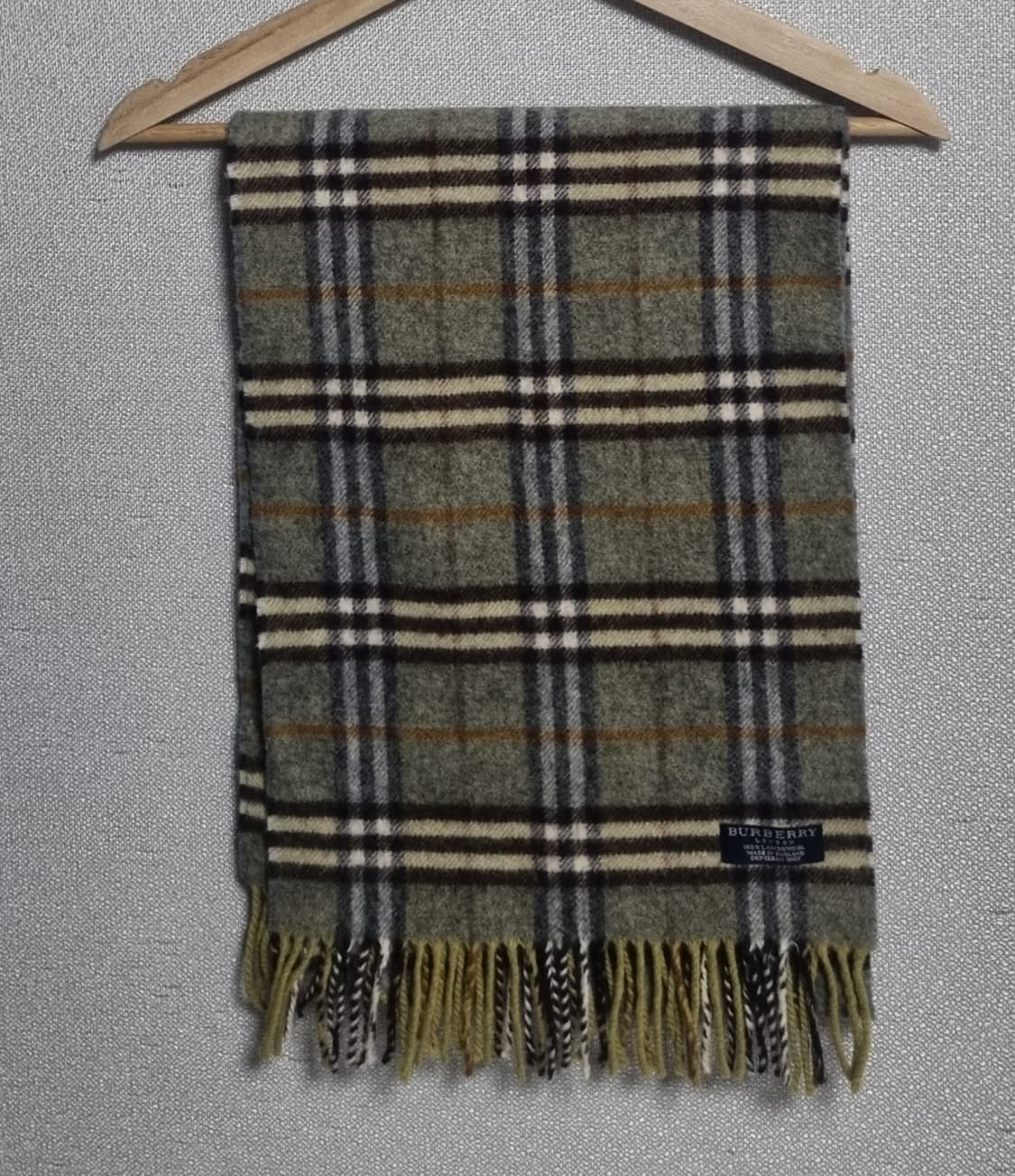 버버리 노바체크 램스울100% 목도리 상품이미지1