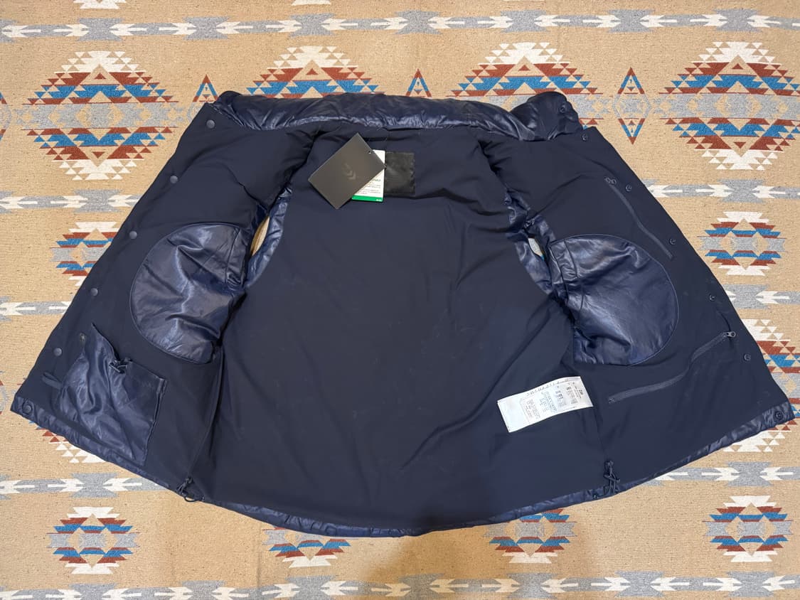 [FREE] 다이와피어39 테크 백팩커 다운 베스트 네이비 상품이미지2