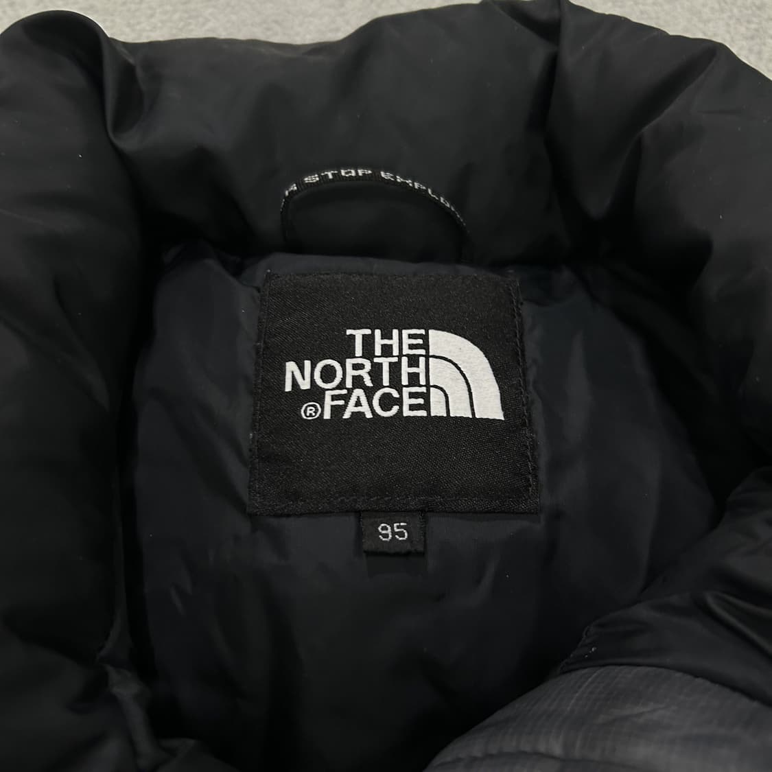 노스페이스 700 눕시 패딩 베스트 회색/블랙 m 상품이미지2