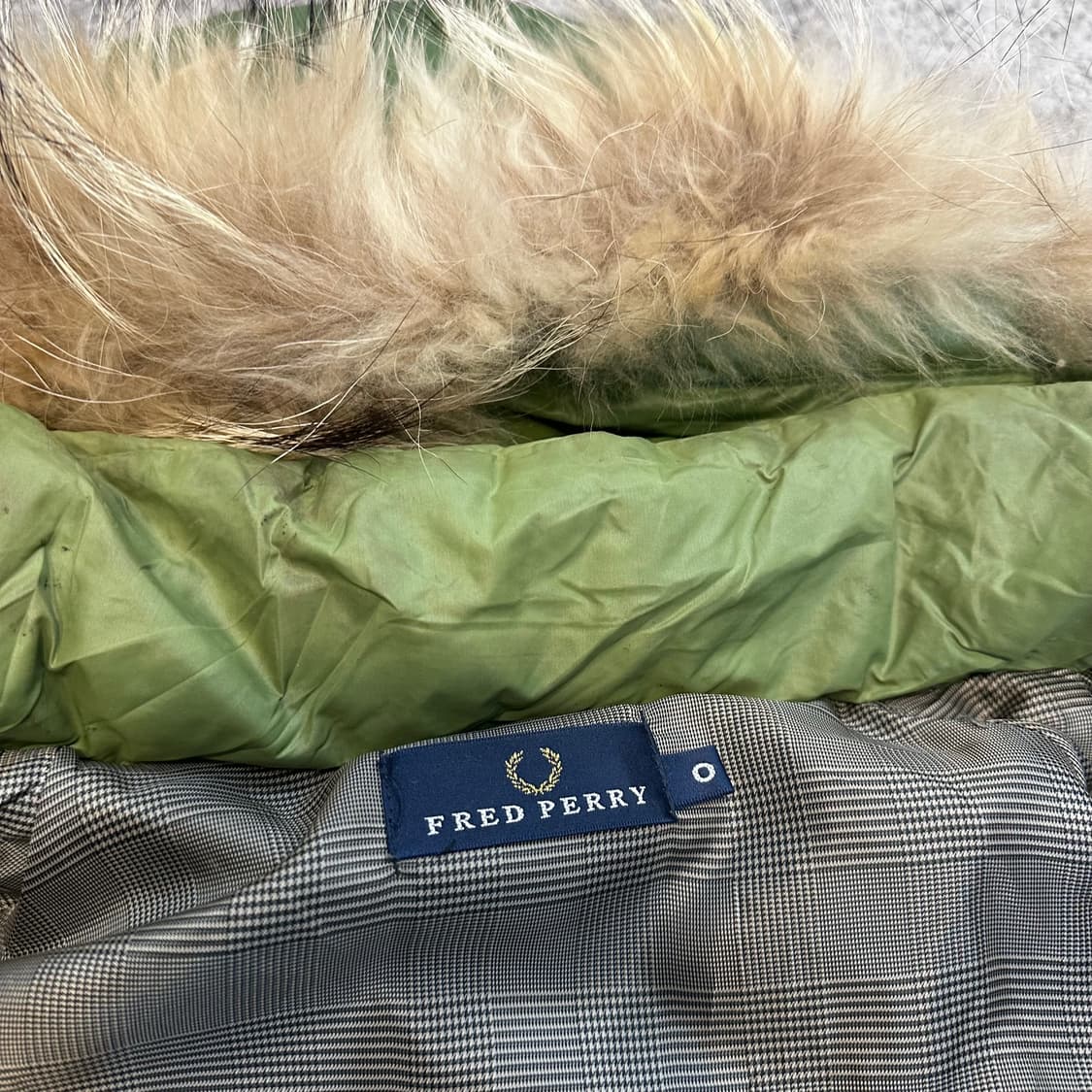 프레드페리 다운 필드 푸퍼 패딩 자켓M-L 상품이미지3
