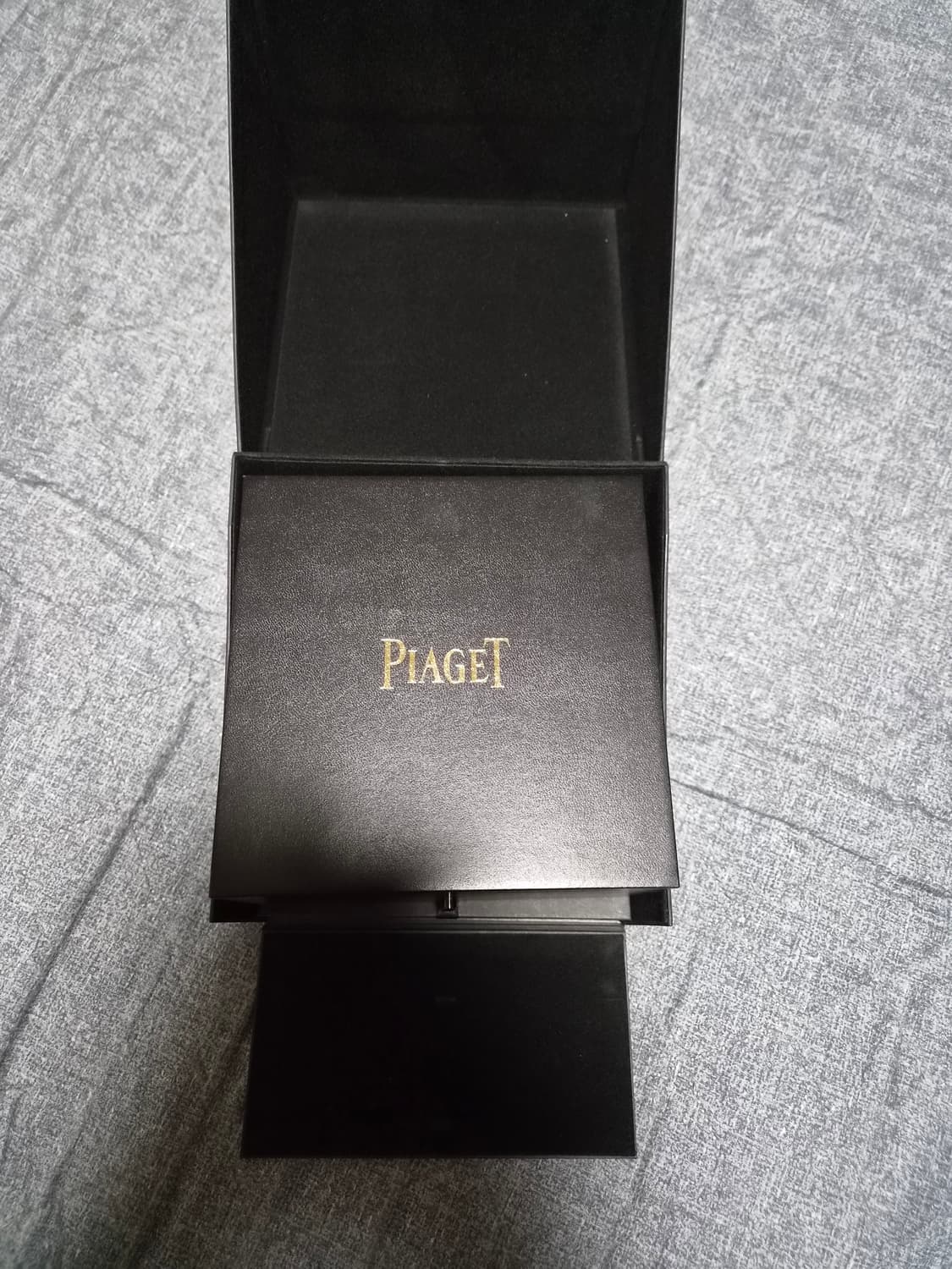 정품 ] PIAGET 피아제 시계 박스 케이스 판매합니다 :) 상품이미지1
