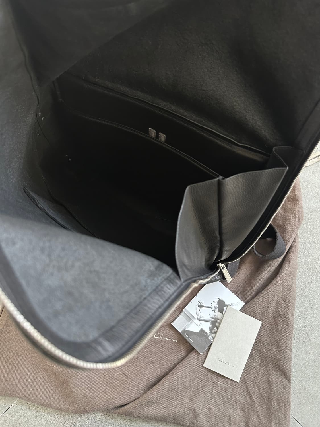 릭오웬스 카고 집업 레더 백팩 상품이미지9