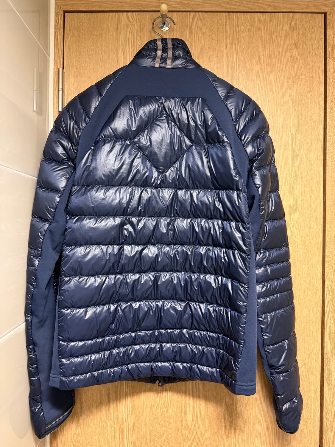 캐나다구스 네이비 경량패딩 M(100) 싸게 판매 상품이미지2