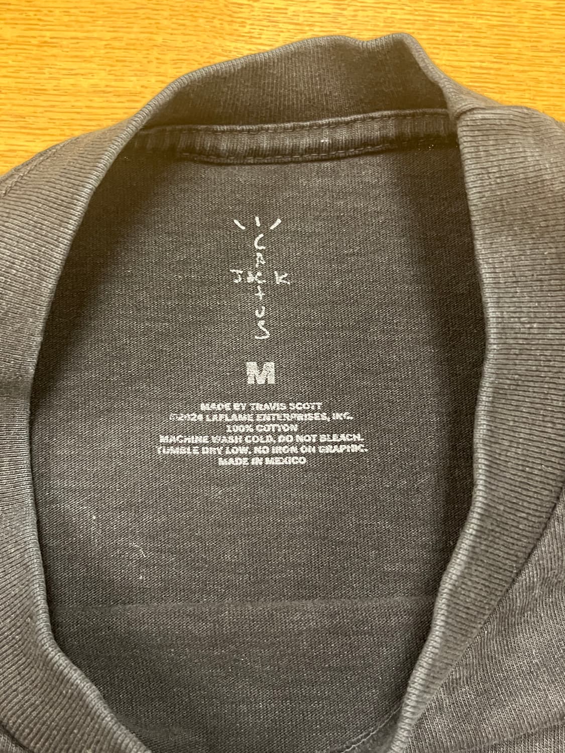 트래비스 스캇 It's Miami t-shirt 머그샷 티셔츠 상품이미지6