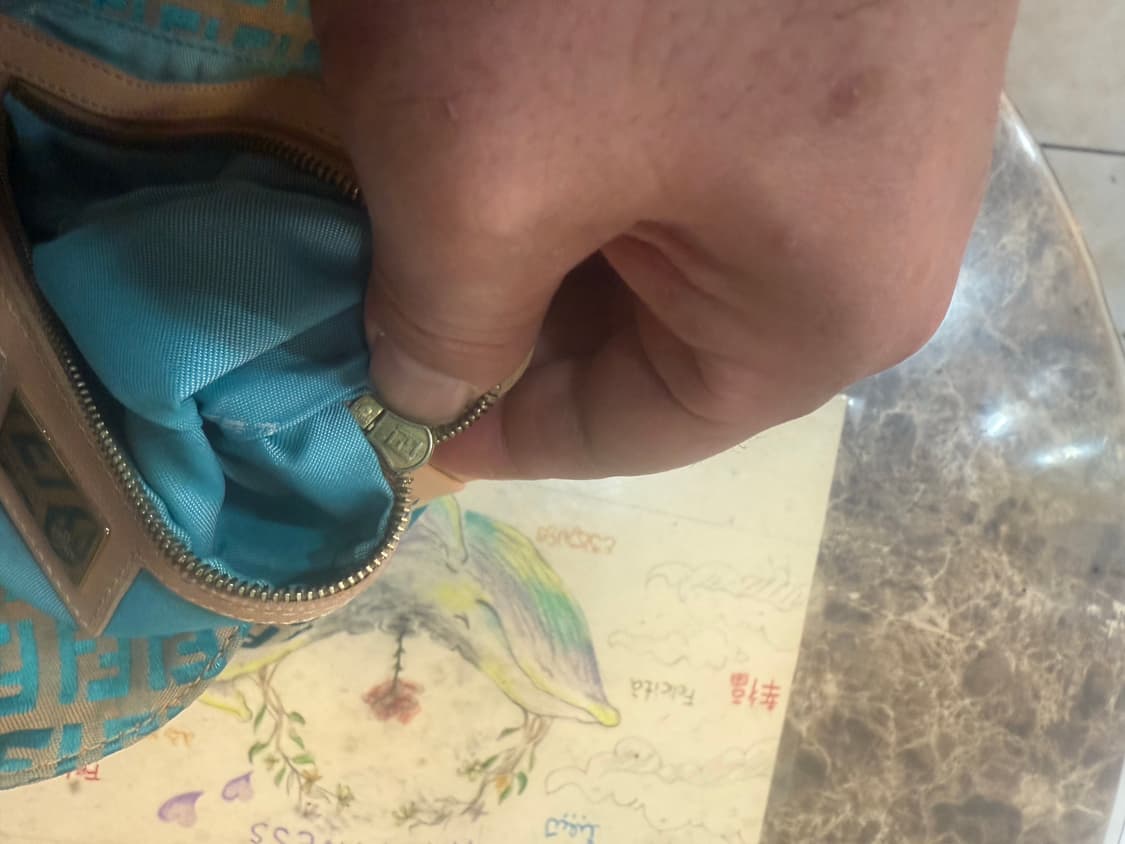 정품 펜디 주카 맘마백 팝니다 상품이미지8