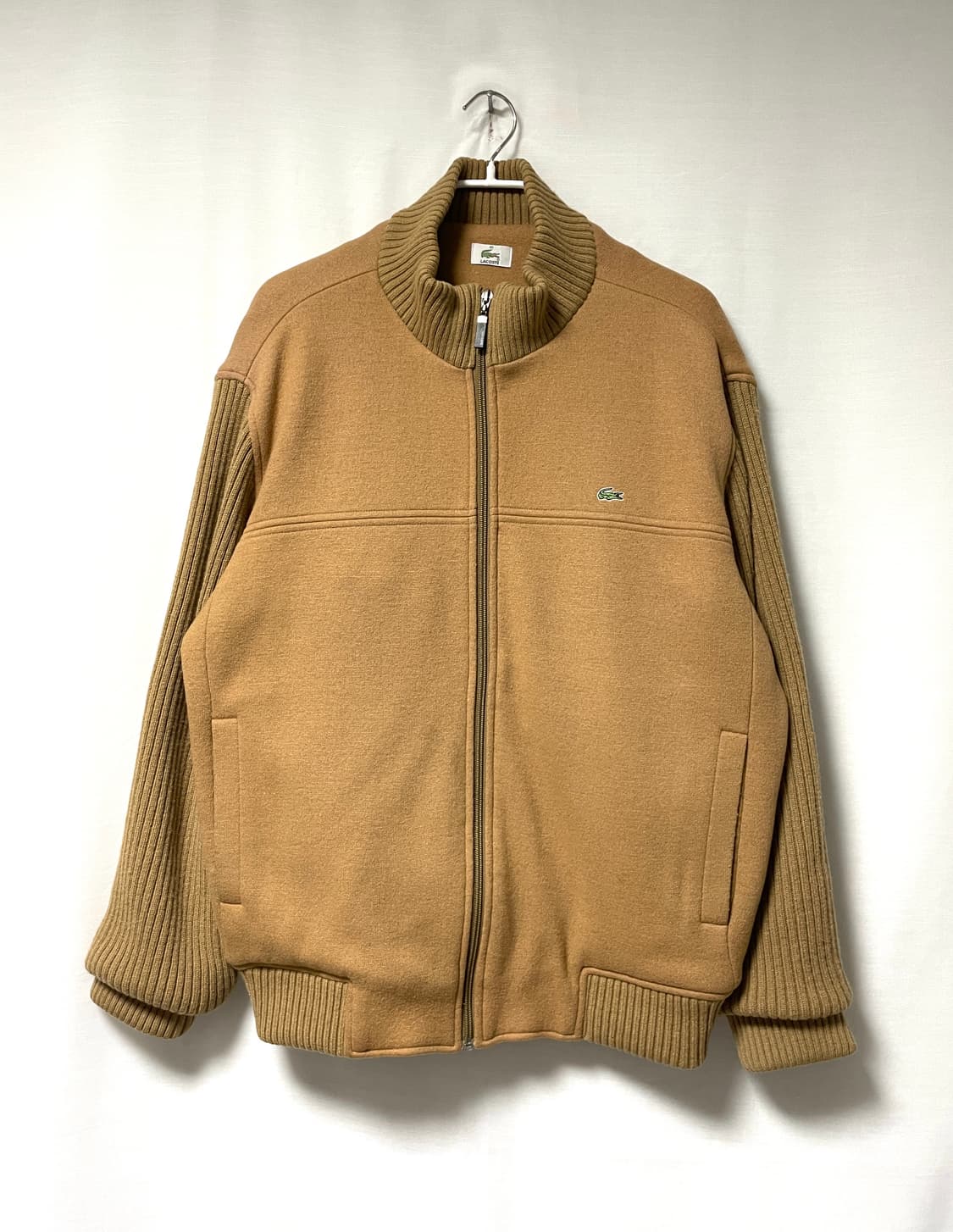 라코스테 남성 여유핏 니트 울 블루종 자켓 _ 카멜 _ 95-100 상품이미지1