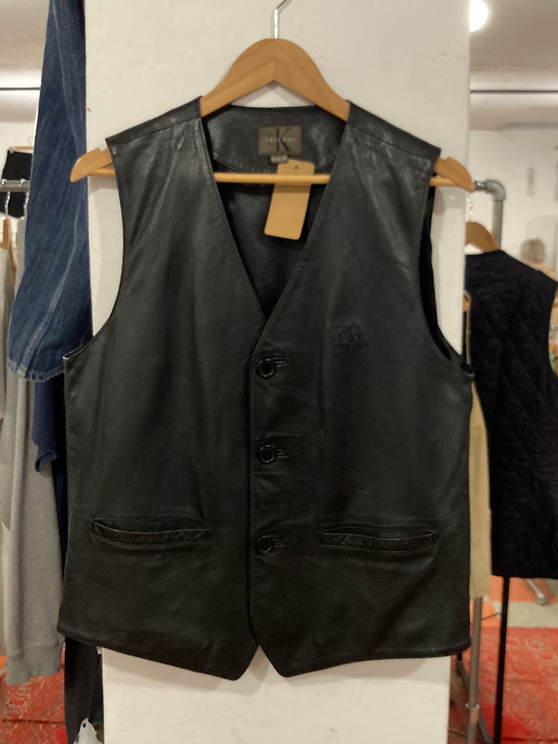 켈빈 가죽조끼 상품이미지1