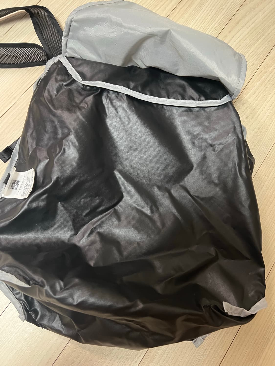 아크테릭스 헬리아드12L 토트백 상품이미지8