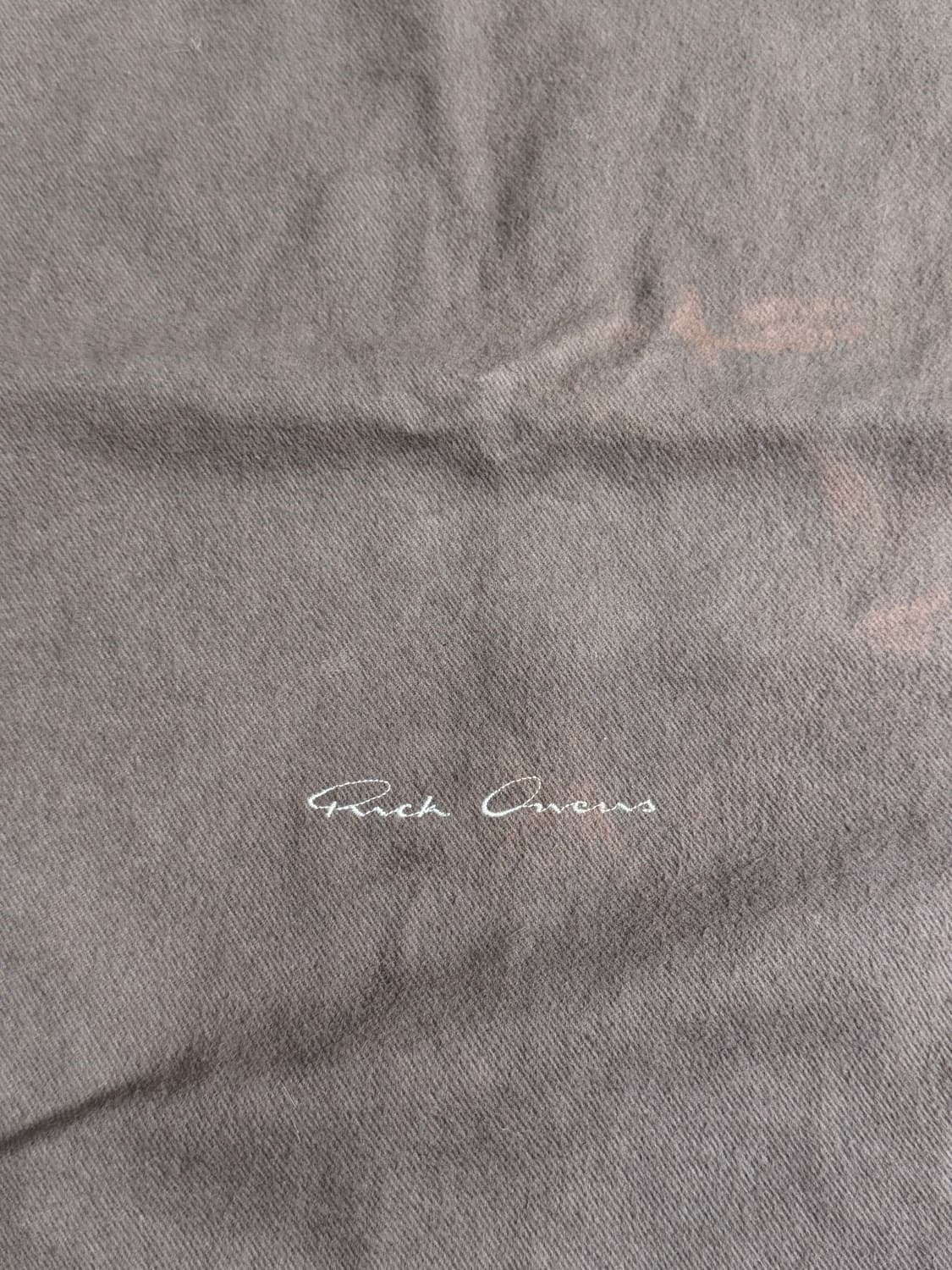 릭오웬스 메인로고 더스트백 브라운 상품이미지4