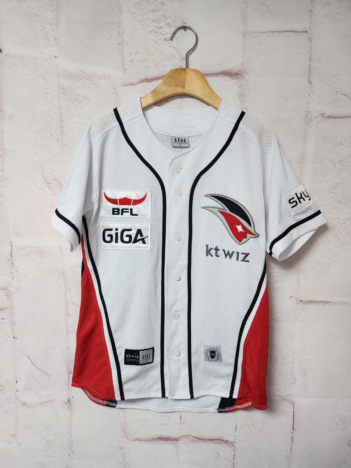 KT Wiz 흰색 야구 유니폼 상품이미지1