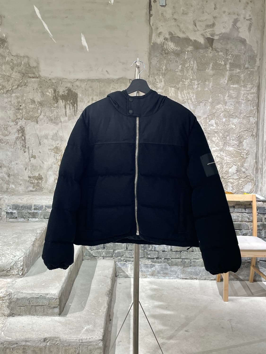 알렉산더 왕 블랙 클래식 크롭 패디드 후디 자켓 상품이미지1