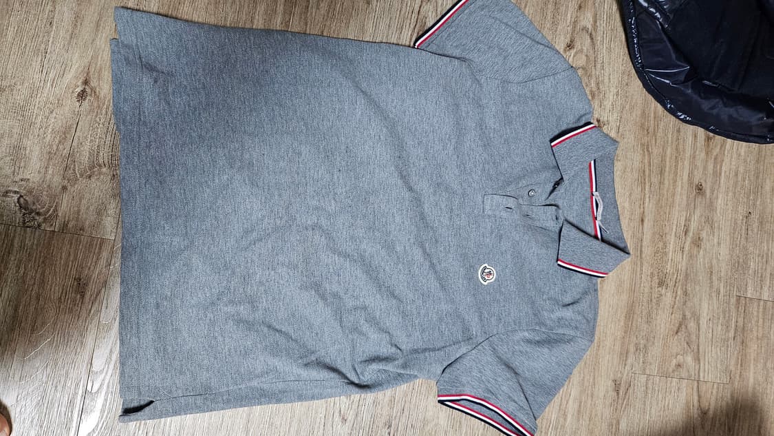 [S] 몽클레어 정품 반팔티셔츠 M(새상품급) 상품이미지1