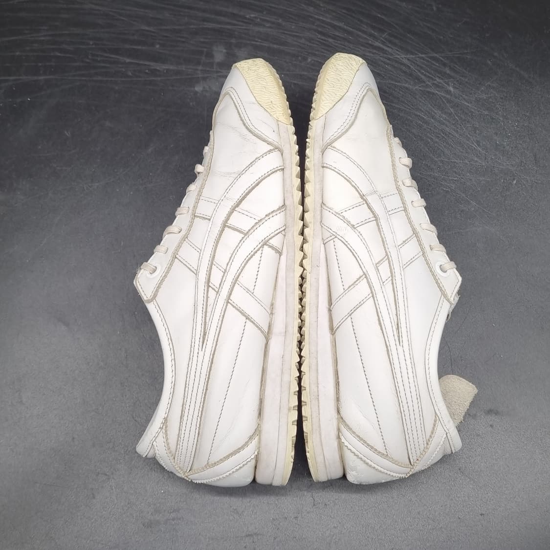 오니츠카타이거 멕시코66 스니커즈235 상품이미지5