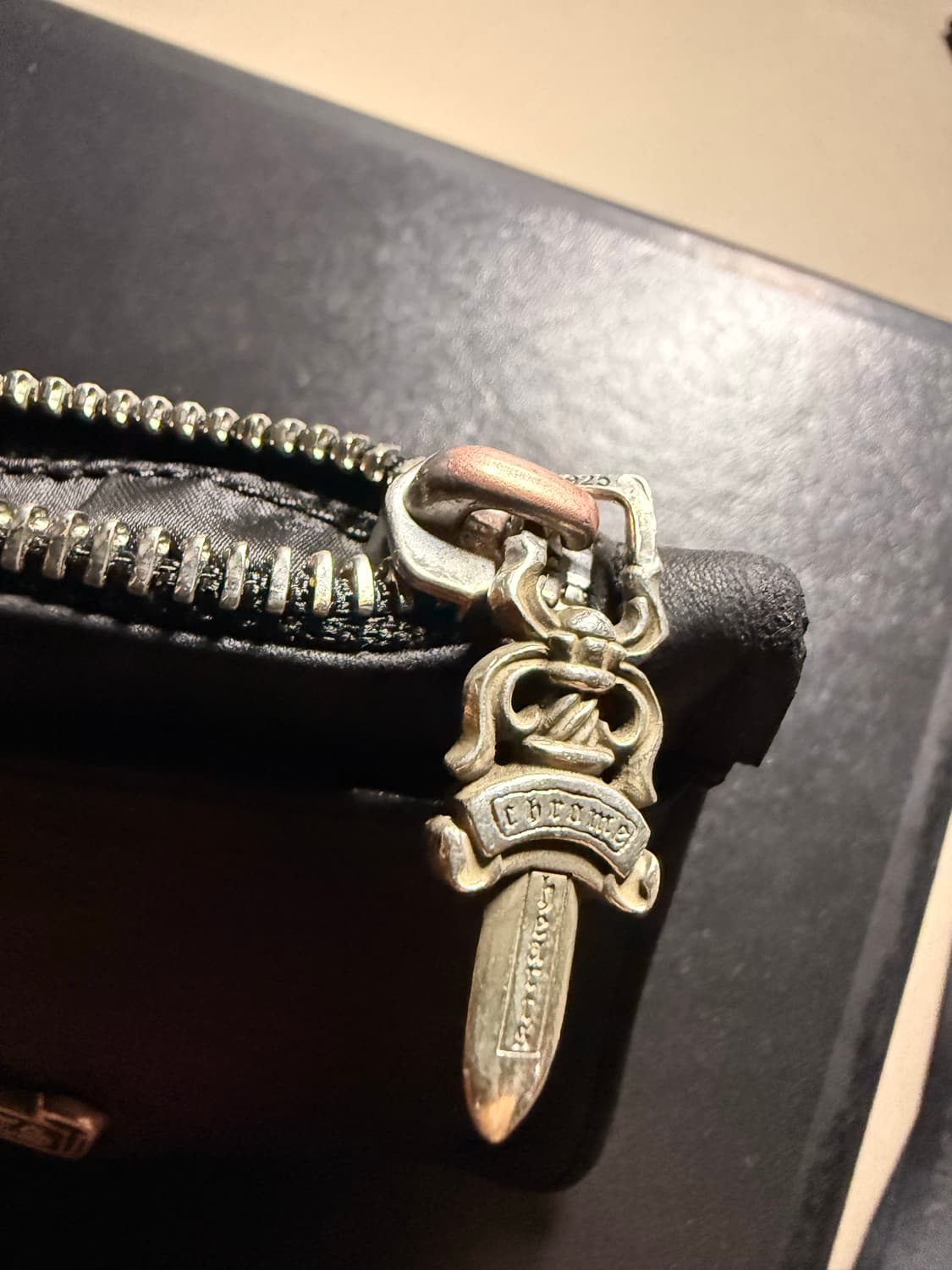 크롬하츠 쉐이드 크로스 카드지갑 상품이미지5