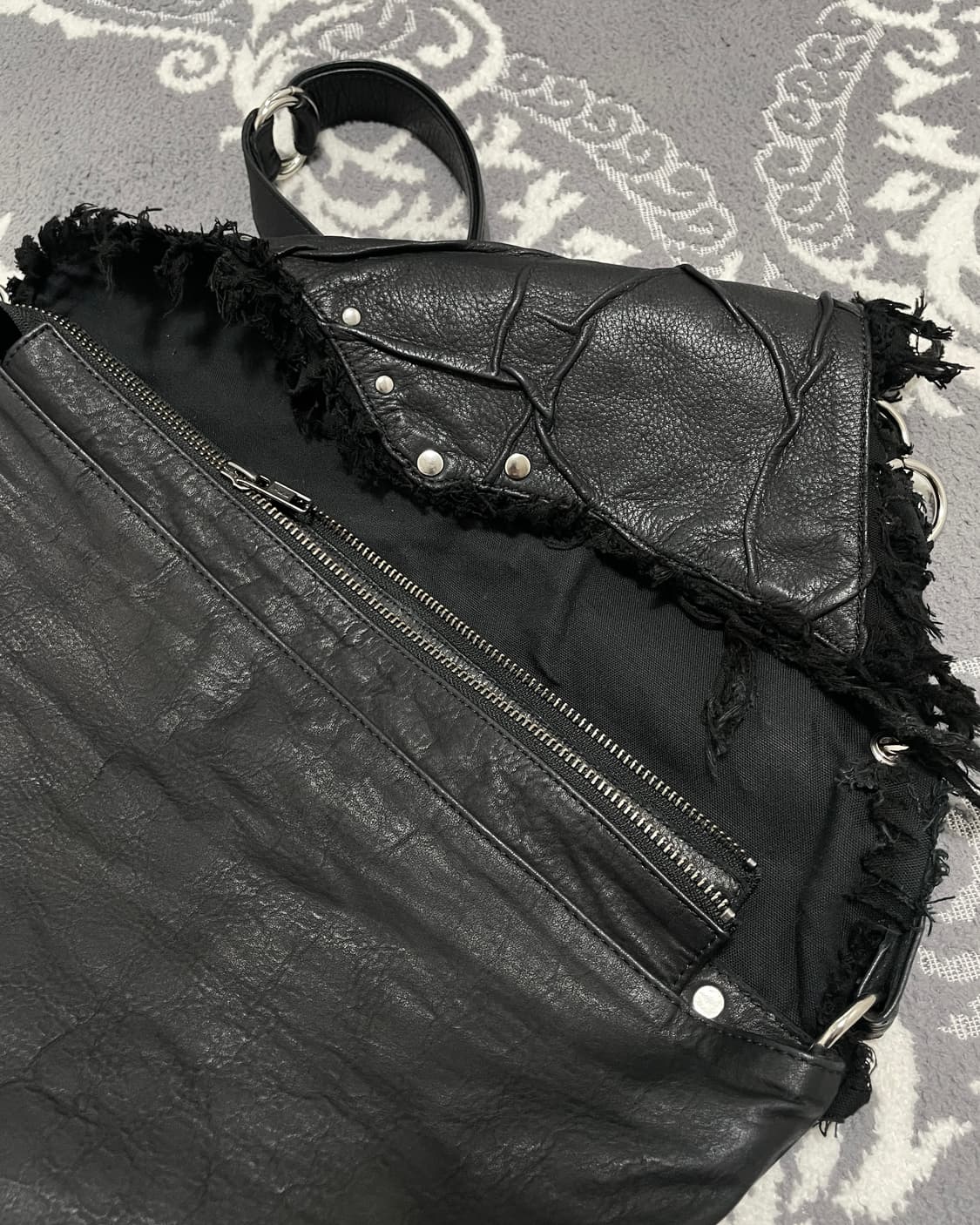 Ginzi 긴지 카우하이드 러프 백 상품이미지6