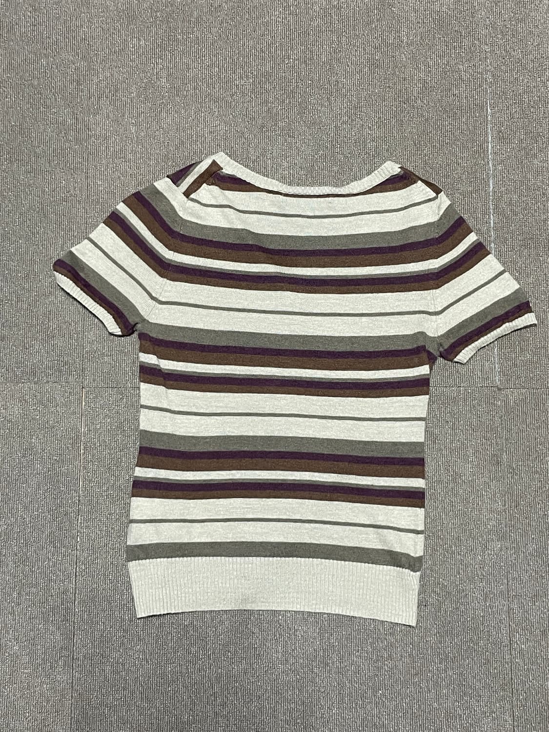 PETIT MAIRE 단가라 립 브이넥 니트티 J02380 상품이미지6