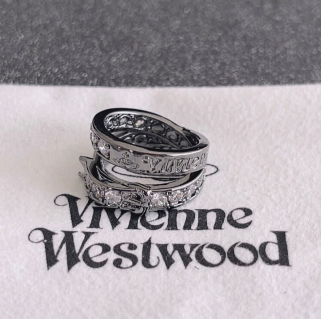 비비안웨스트우드 아카이브 크리스탈 큐빅 2단 벨트링 상품이미지2