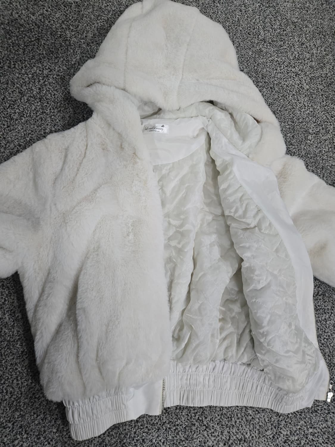 여성 화이트 후드 퍼자켓 상품이미지2