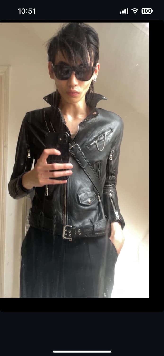 데카르넹 발망 가죽자켓 업로드 예정 상품이미지1