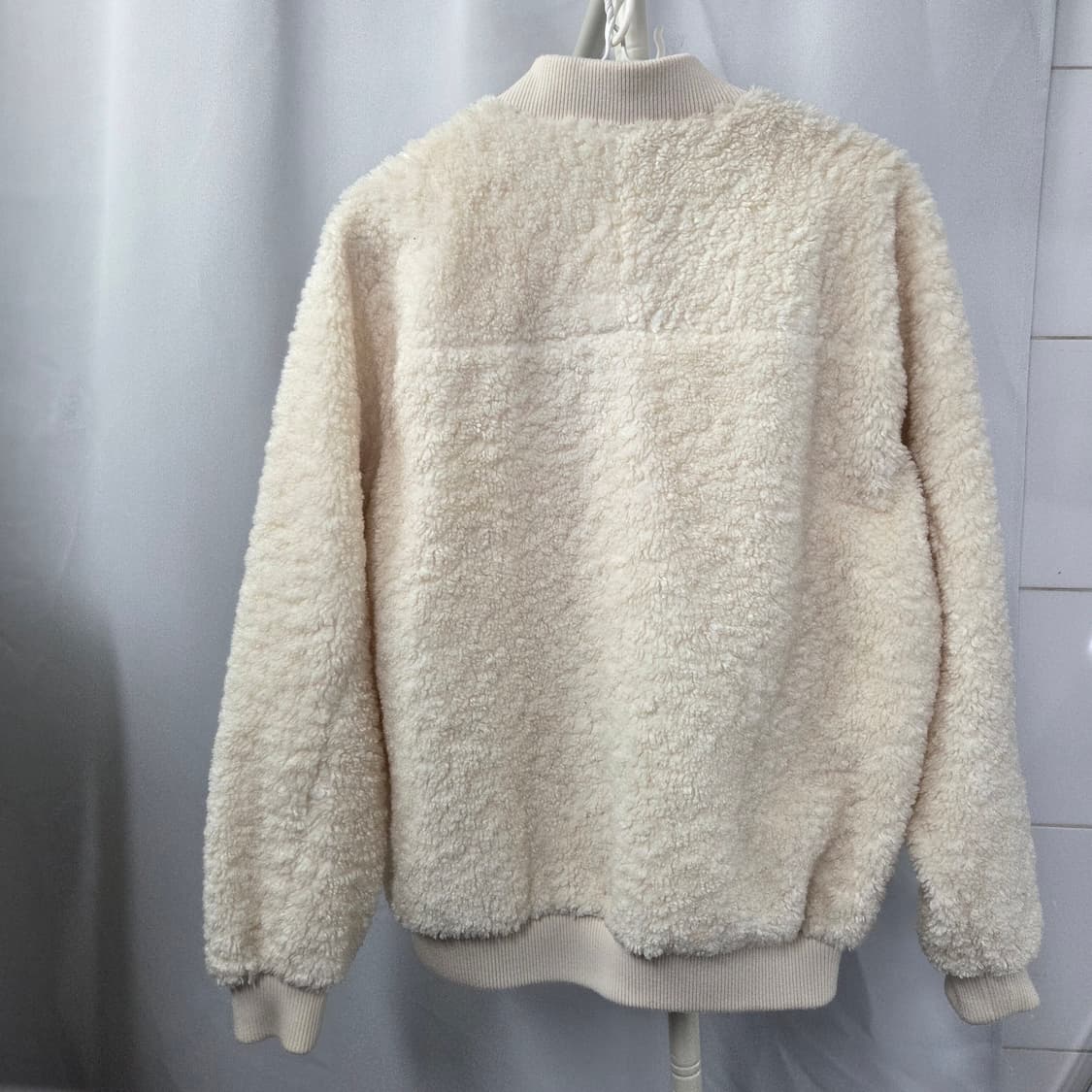 55 게스 A급 뽀글이 플리스 자켓 상품이미지9