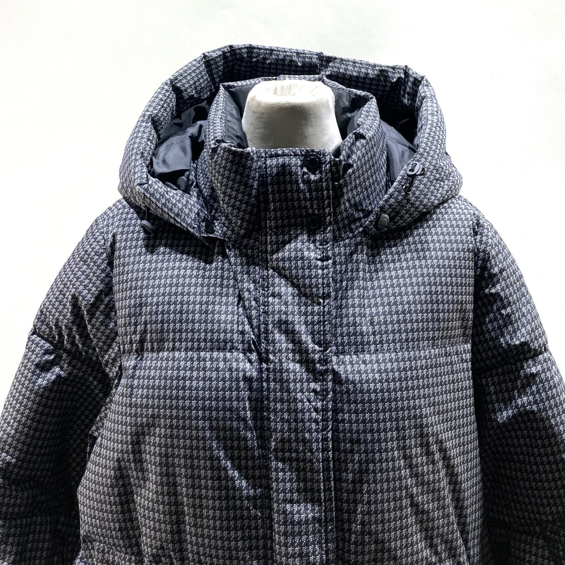 벤시몽 여성 롱패딩자켓 패턴체크 2023 95  상품이미지2