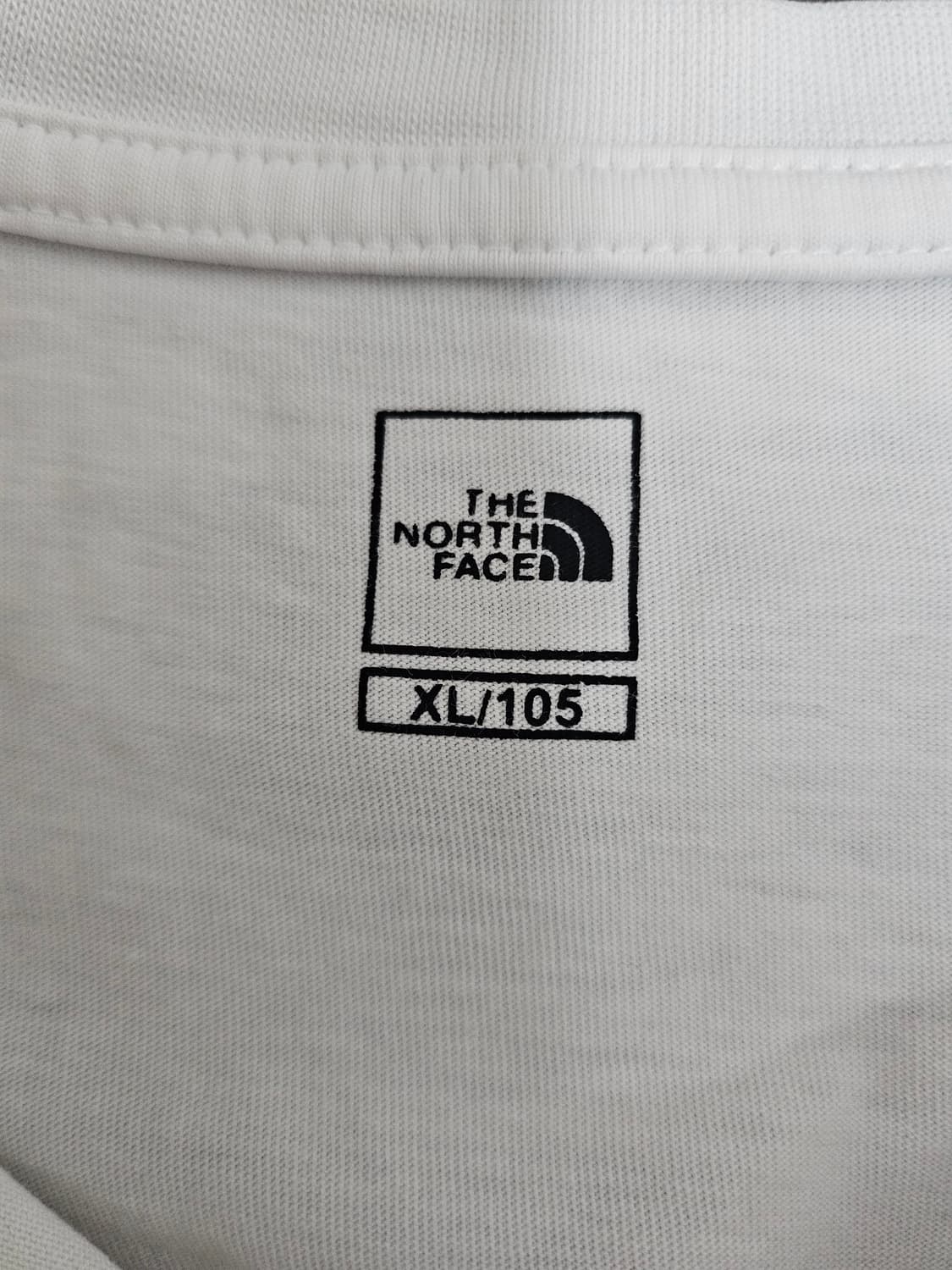 노스페이스 화이트 반팔 티셔츠 XL 상품이미지3
