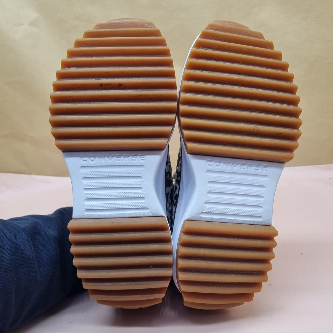 컨버스 런스타 하이크 호피 스니커즈 220 상품이미지3