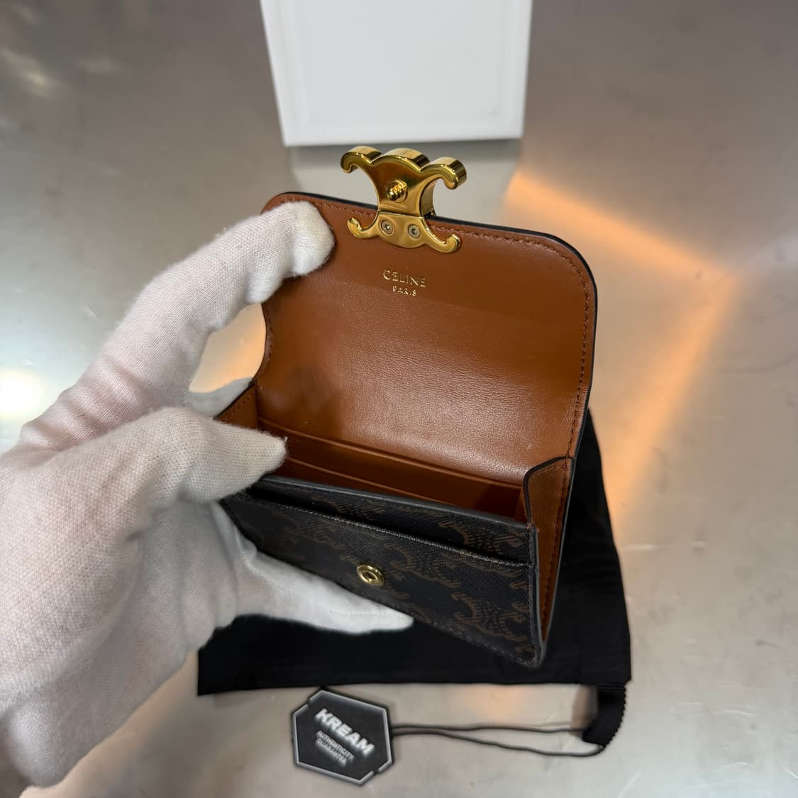 [리오브] 셀린느 트리오페 캔버스 플랩 카드지갑 상품이미지4