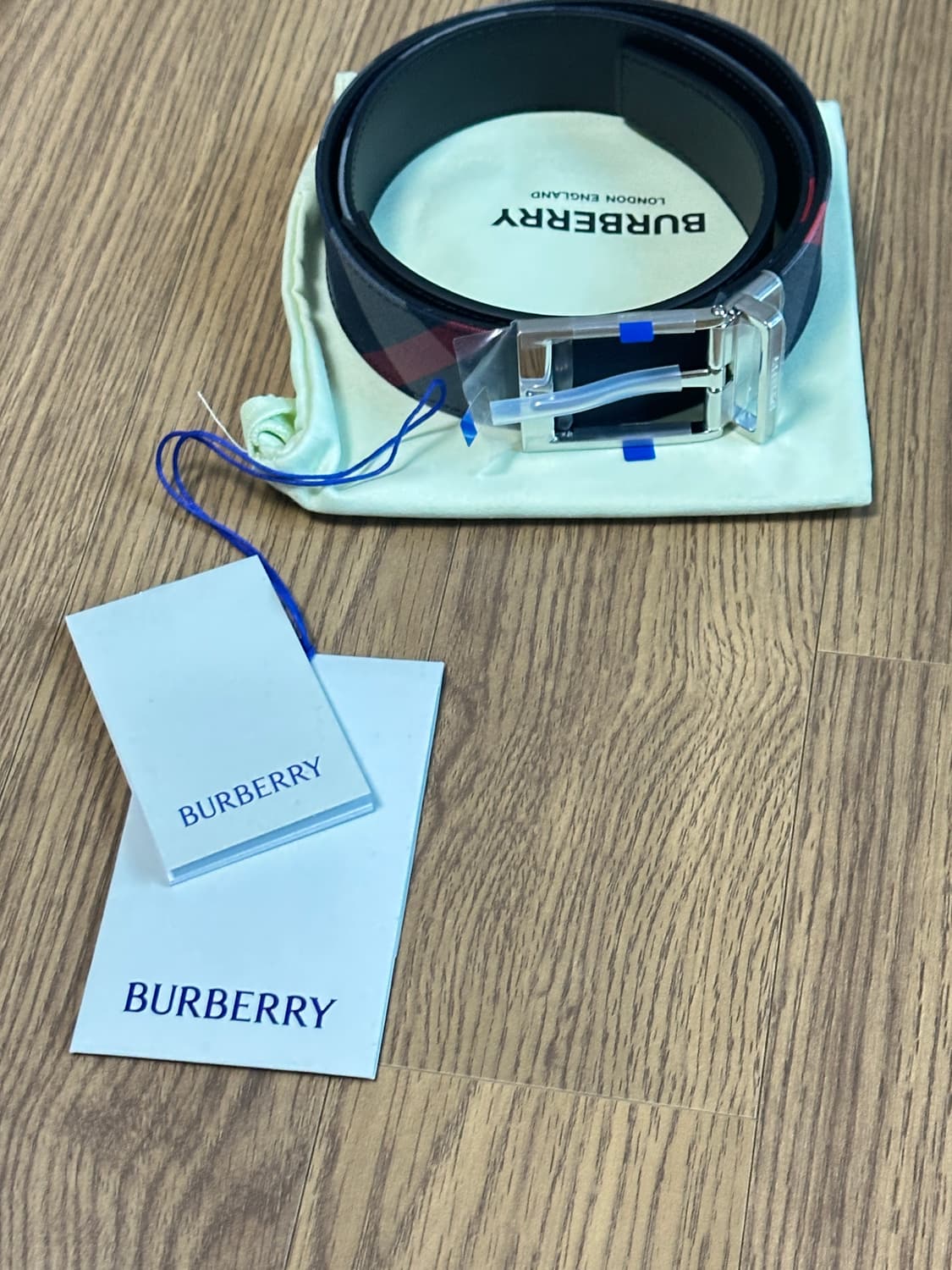 버버리 네이비 체크 벨트 상품이미지1