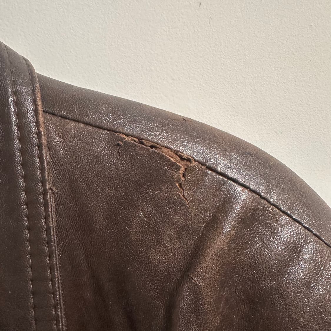 입생로랑 레더 자켓 상품이미지6