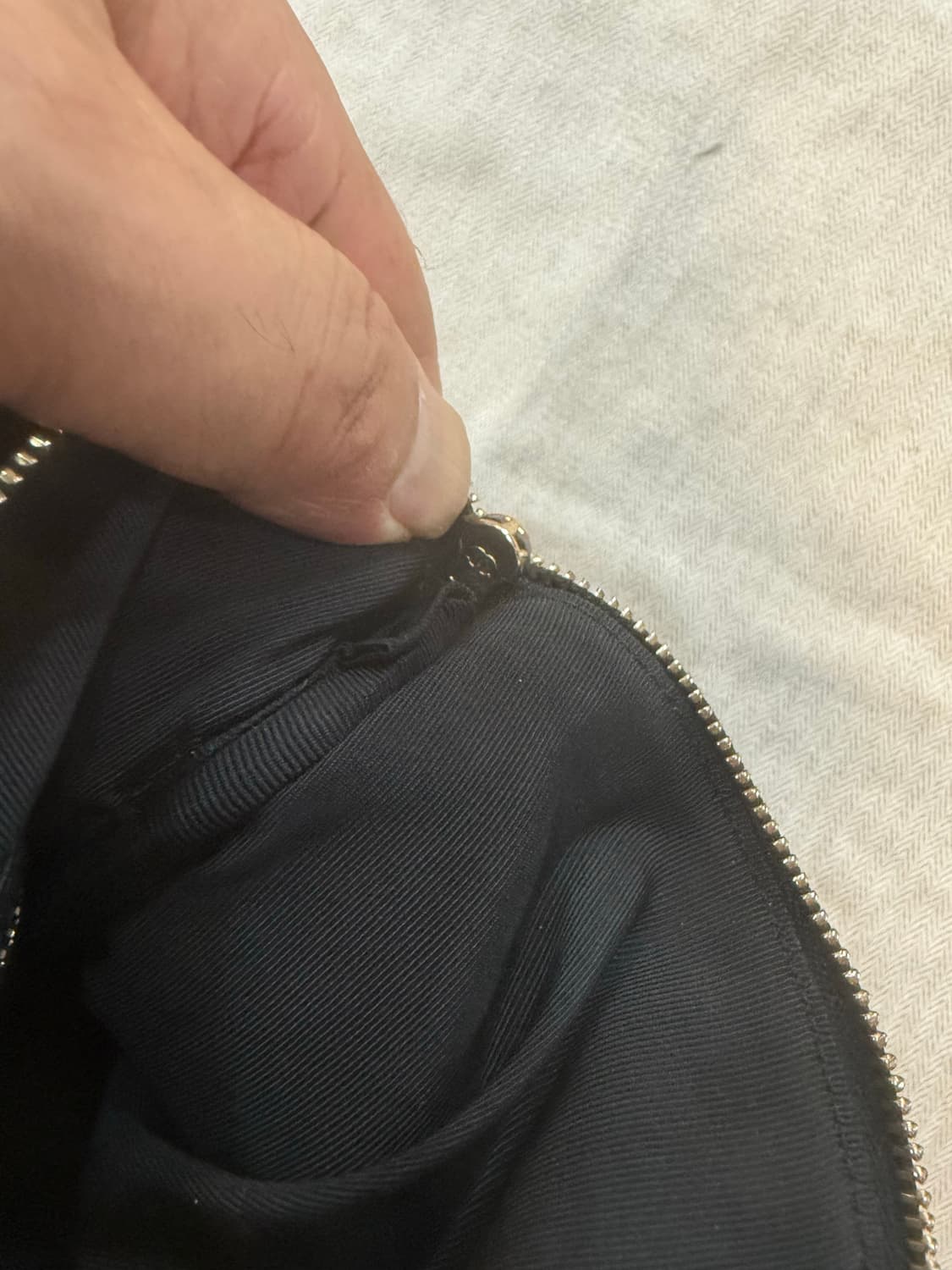 정품 샤넬 23번대 클래식 캐비어 클러치 팝니다 상품이미지9