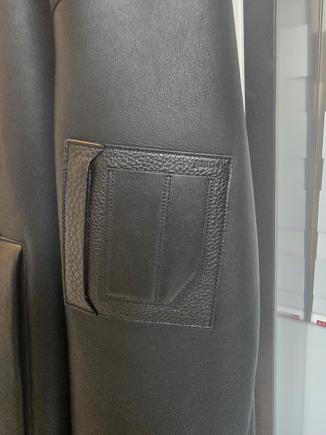 준지/24fw후드무스탕/50 상품이미지3