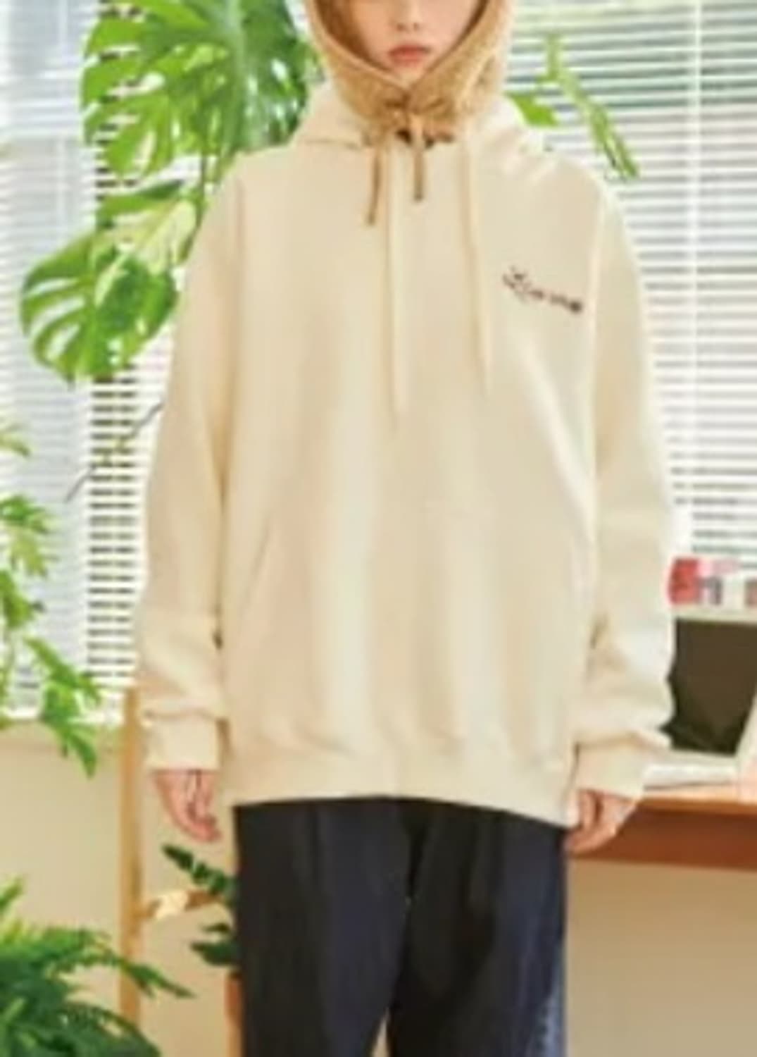 꼼파뇨 후드티 상품이미지2