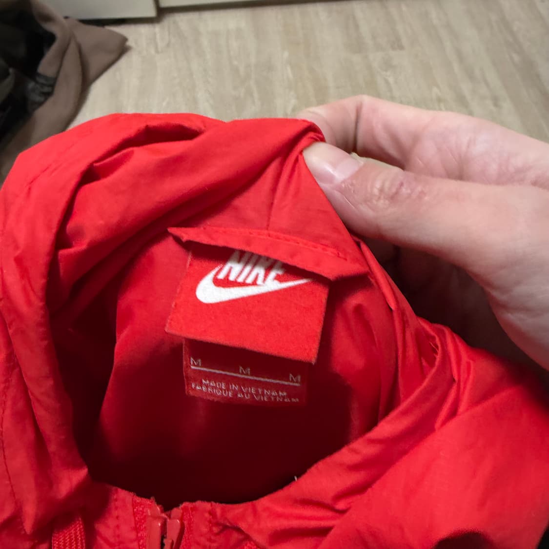 나이키 여성 스우시 바람막이 자켓 85  상품이미지5