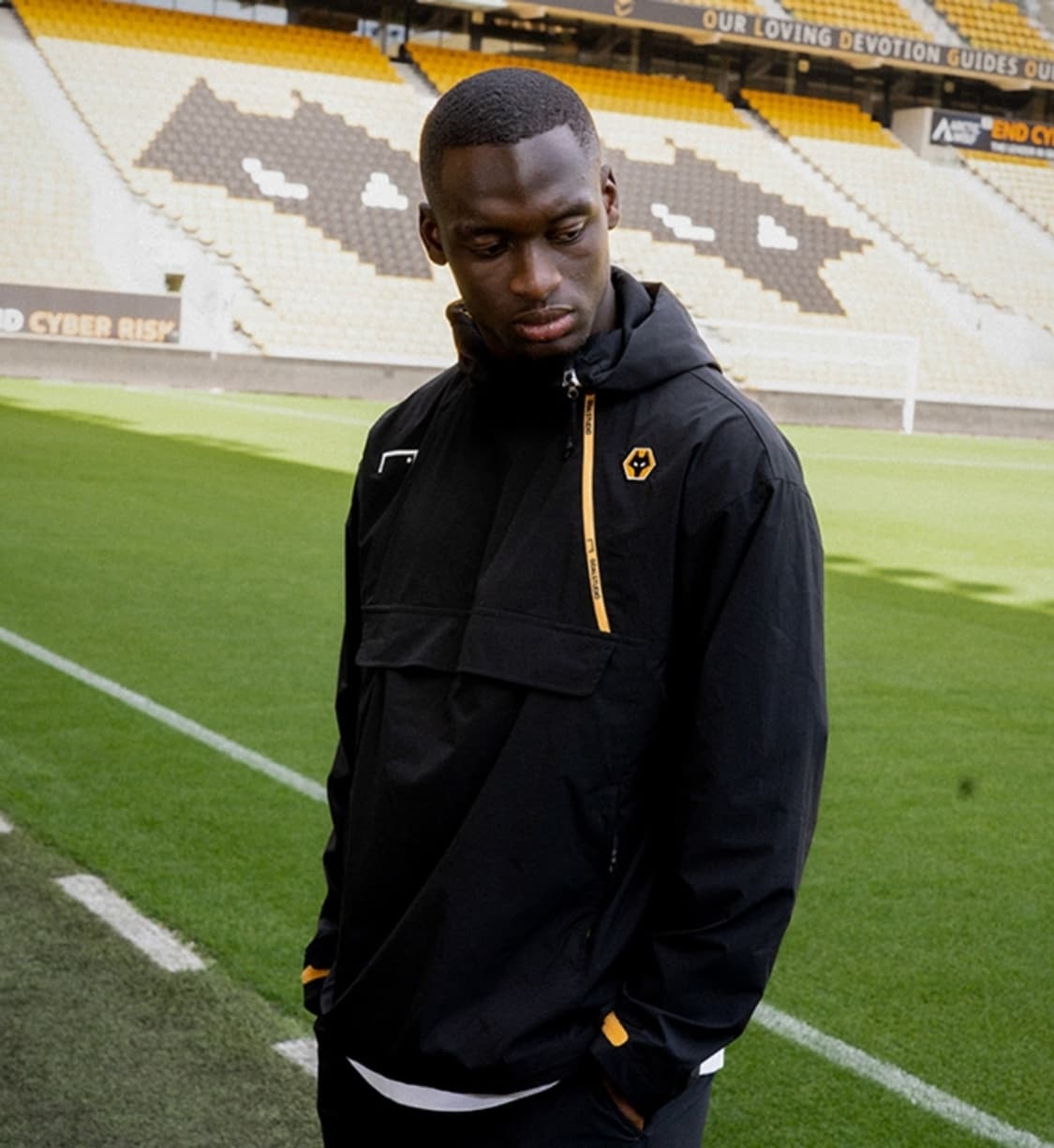 골스튜디오 X 울버햄튼 후드아노락 상품이미지1