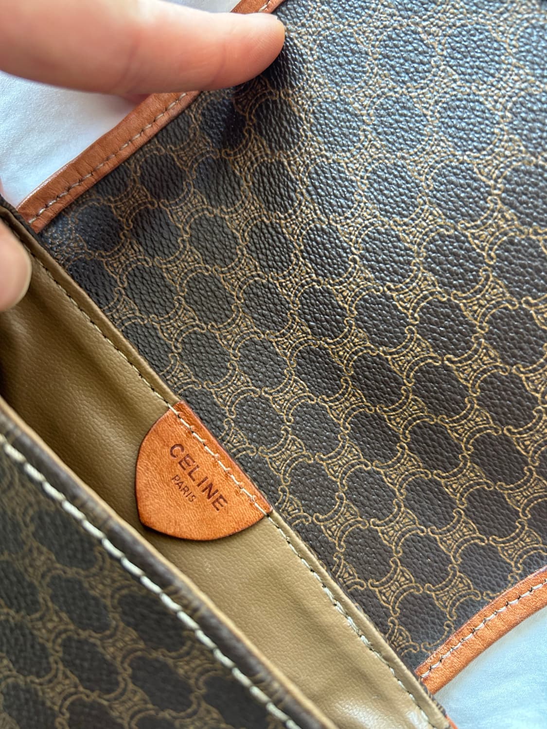 셀린느 마카담 크로스백 상품이미지5