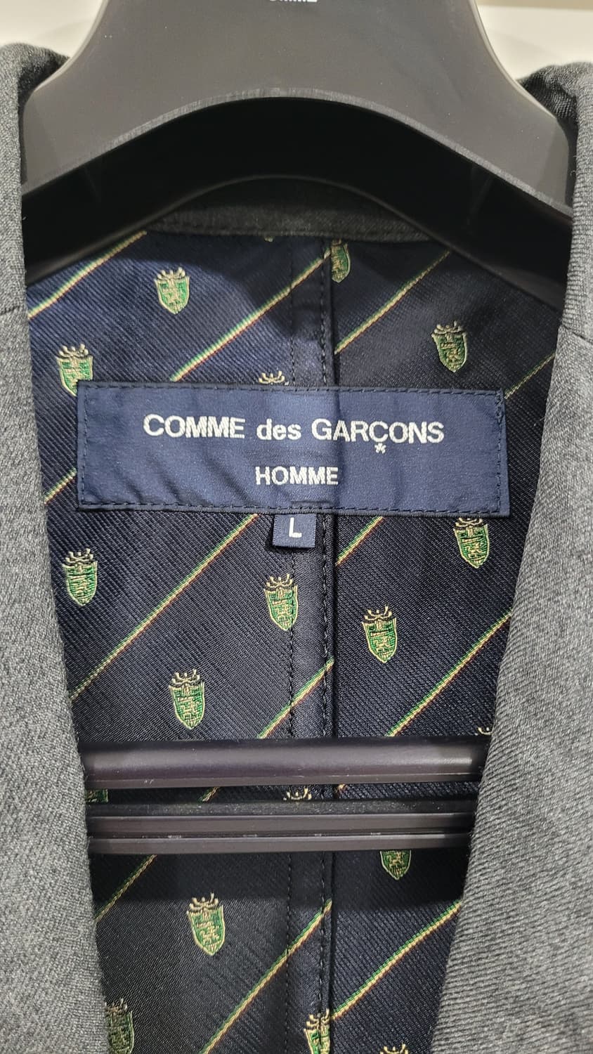꼼데가르송 옴므 레지멘탈 넥타이 블레이져 차콜 L 상품이미지3