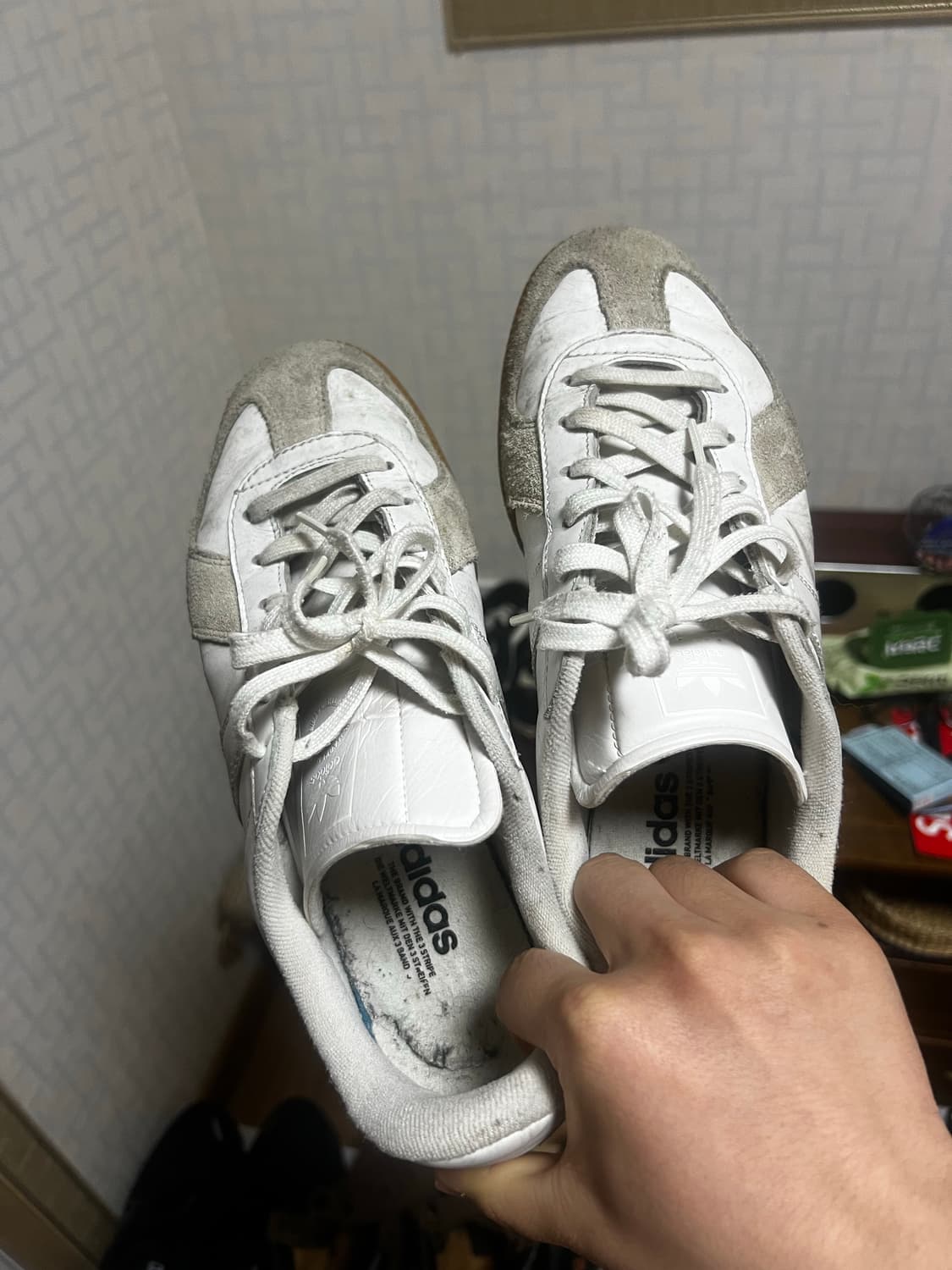 아디다스 독일군 스니커즈 상품이미지1