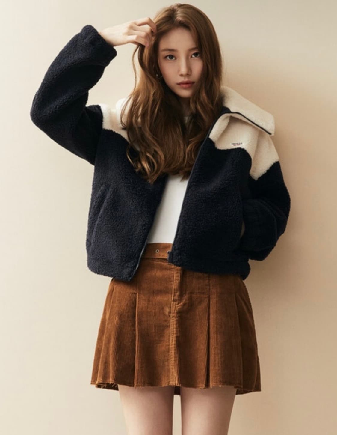 수지 게스 뽀글이 네이비 상품이미지1