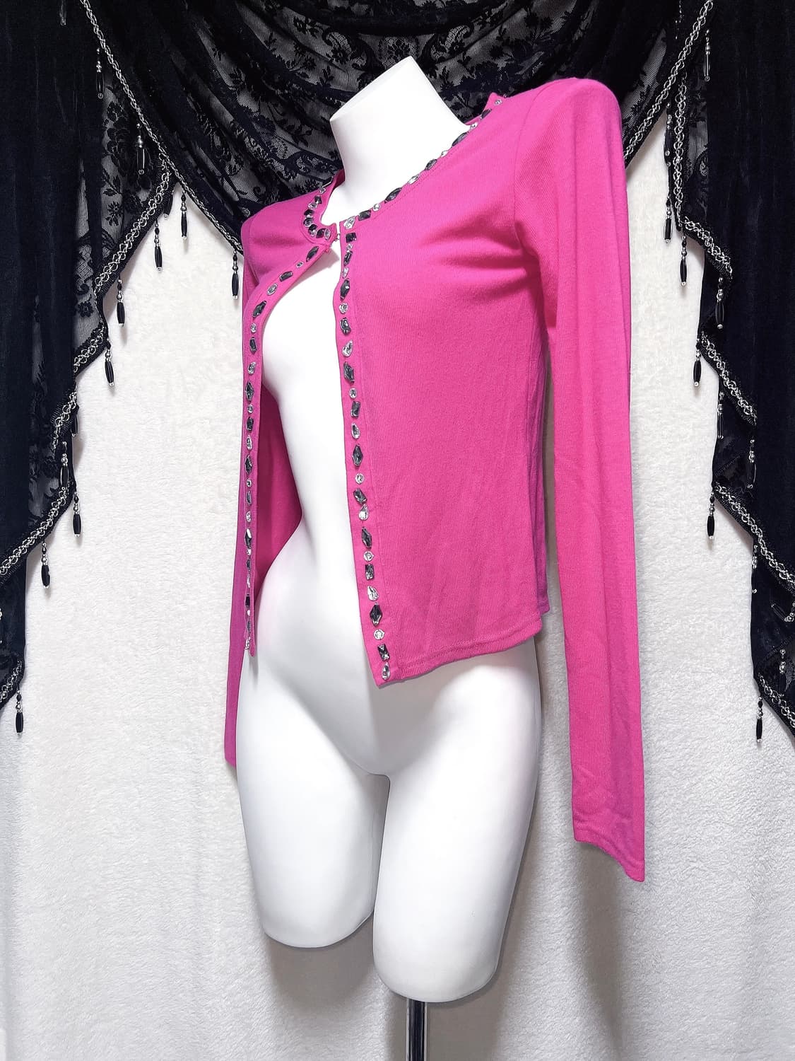 마젠타 핑크 히메갸루 오네 로맨틱 로걀 큐빅 가디건 볼레로 섹시 핀터 상품이미지5