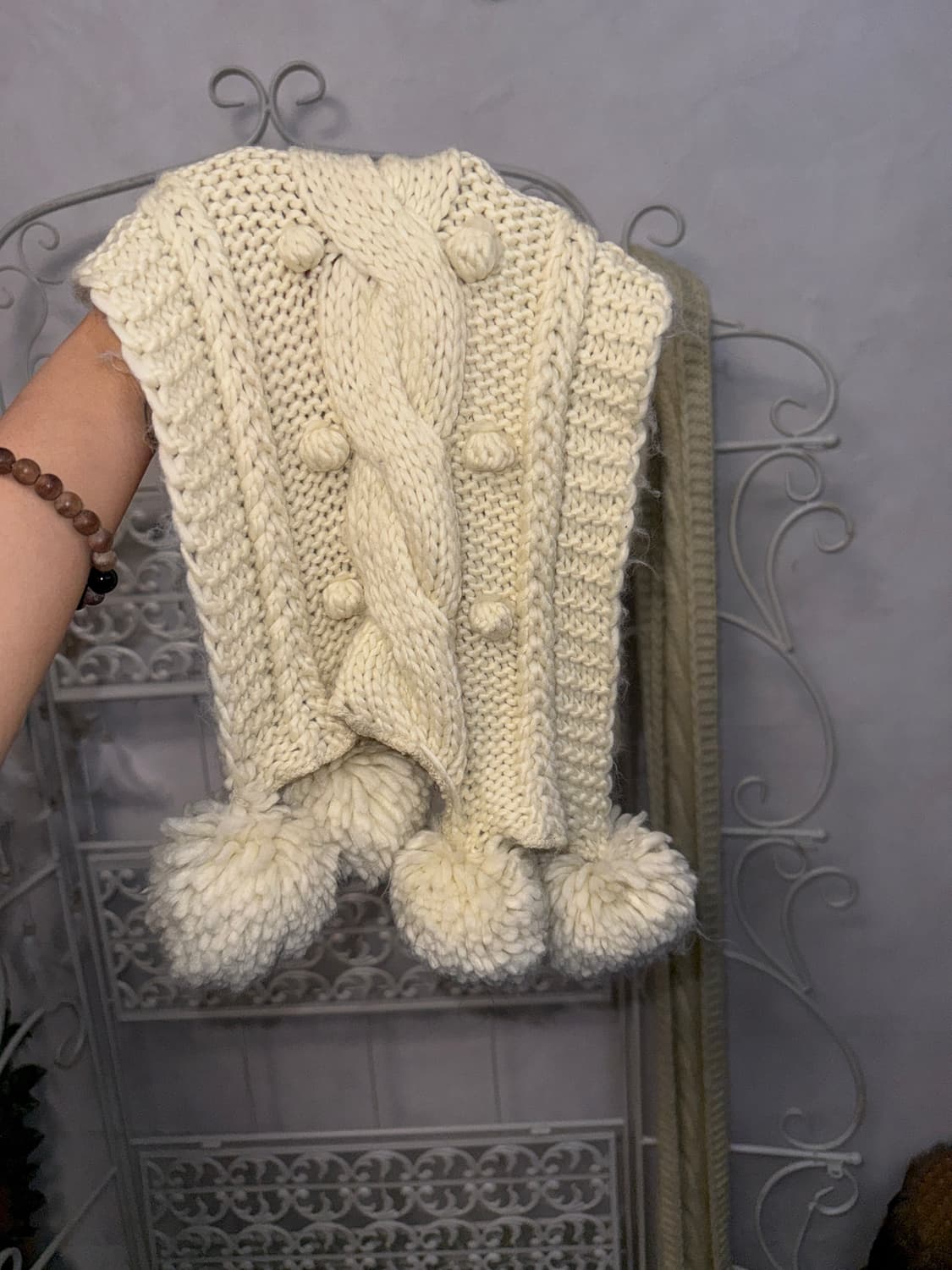 Ivory twist knit ball maxi muffler 상품이미지4