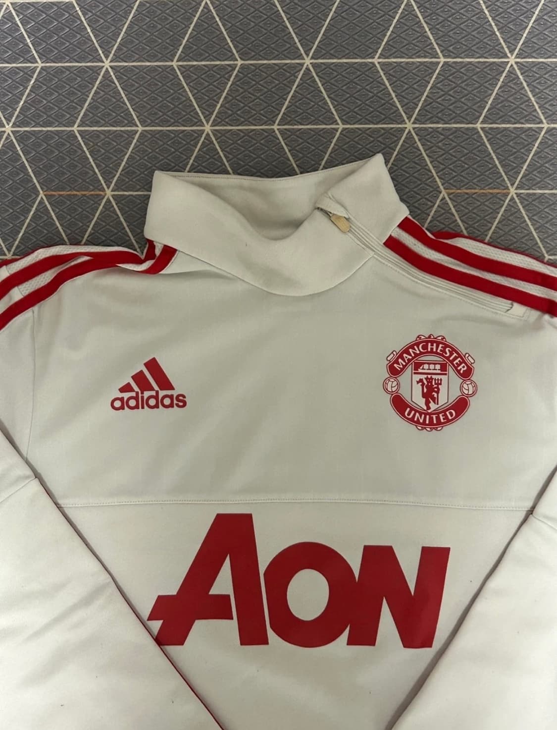 아디다스 맨유 빈티지 트랙탑 상품이미지2