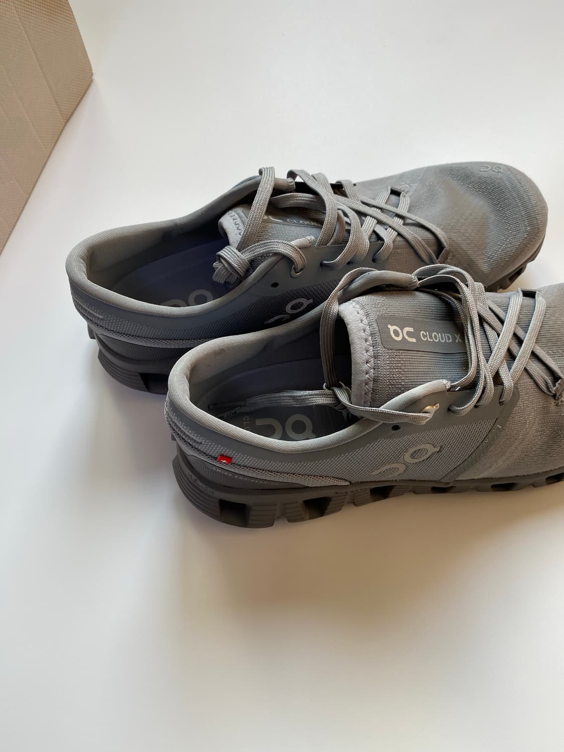 (새상품) 온러닝 클라우드 x3 미스트락 온 on 김원중 신발 상품이미지2