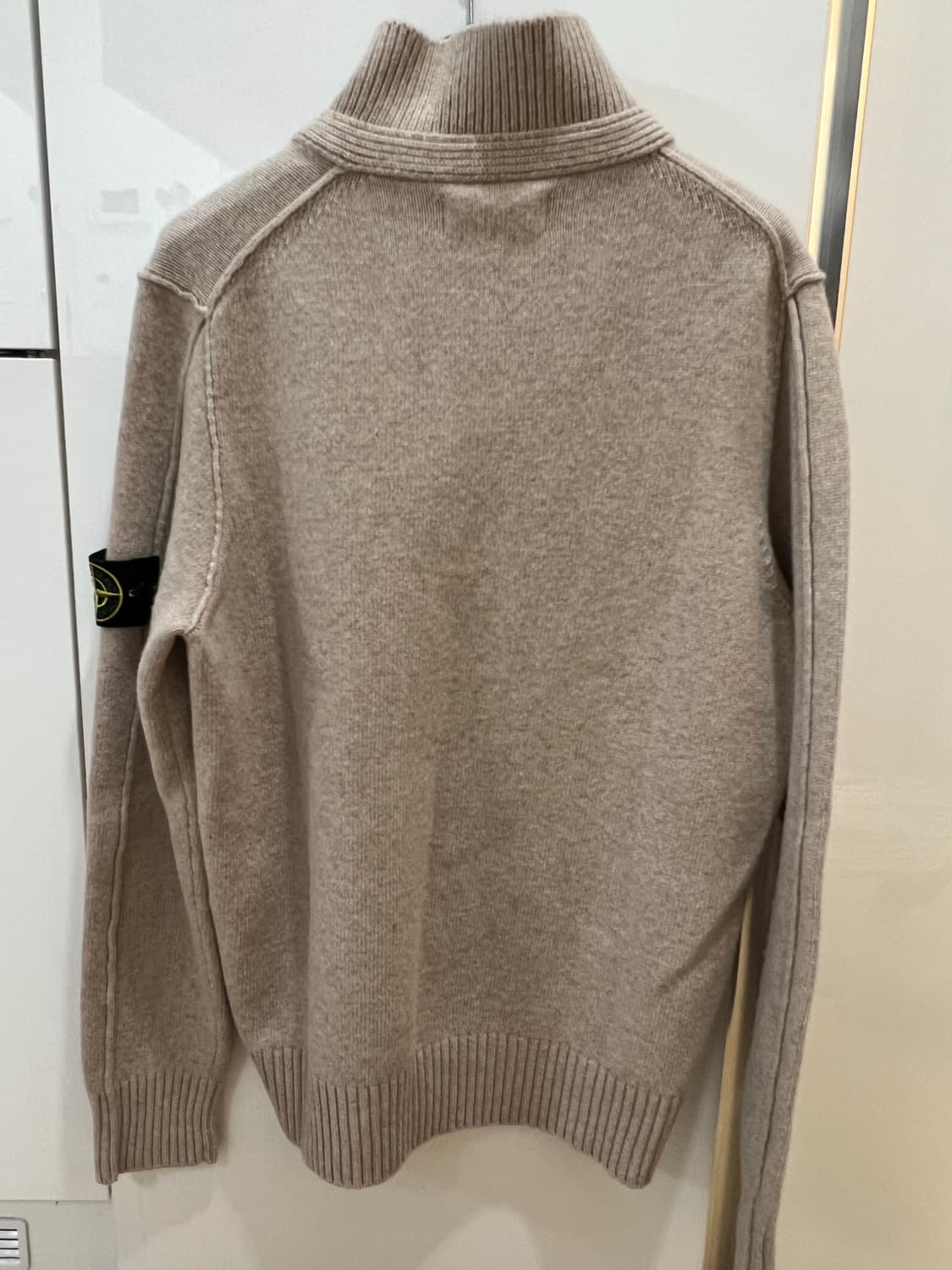 스톤아일랜드 베이지 반집업니트 L 상품이미지2