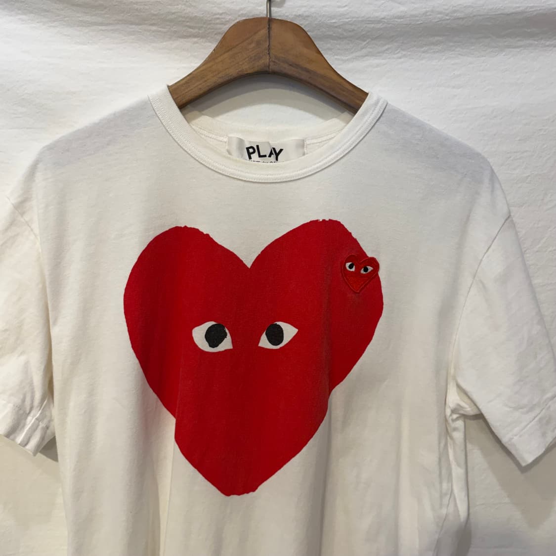 꼼데가르송 플레이 빅하트 와펜 반팔티셔츠 상품이미지2