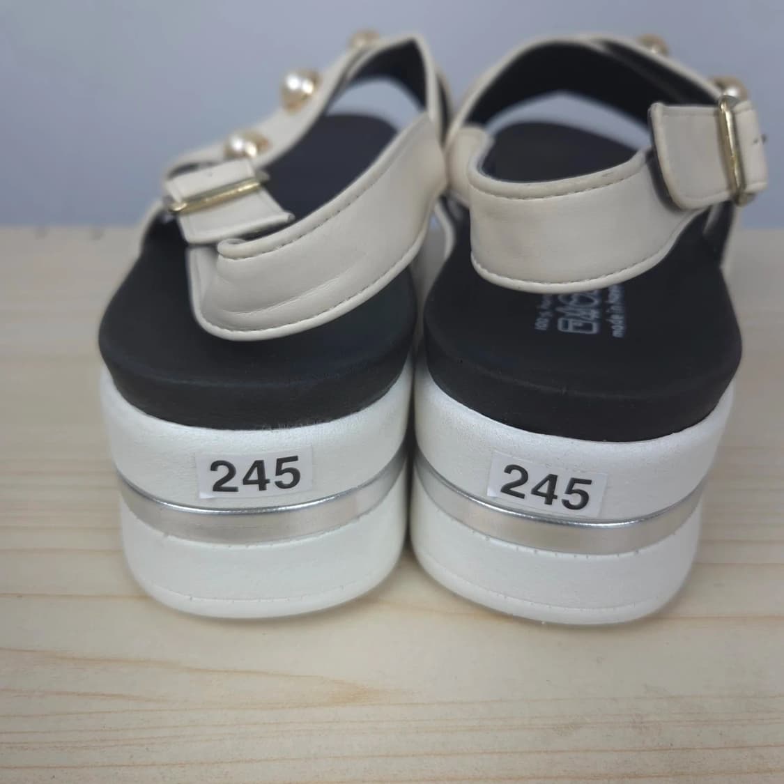 새상품) 245 진주 장식 X 스트랩 샌들 상품이미지3