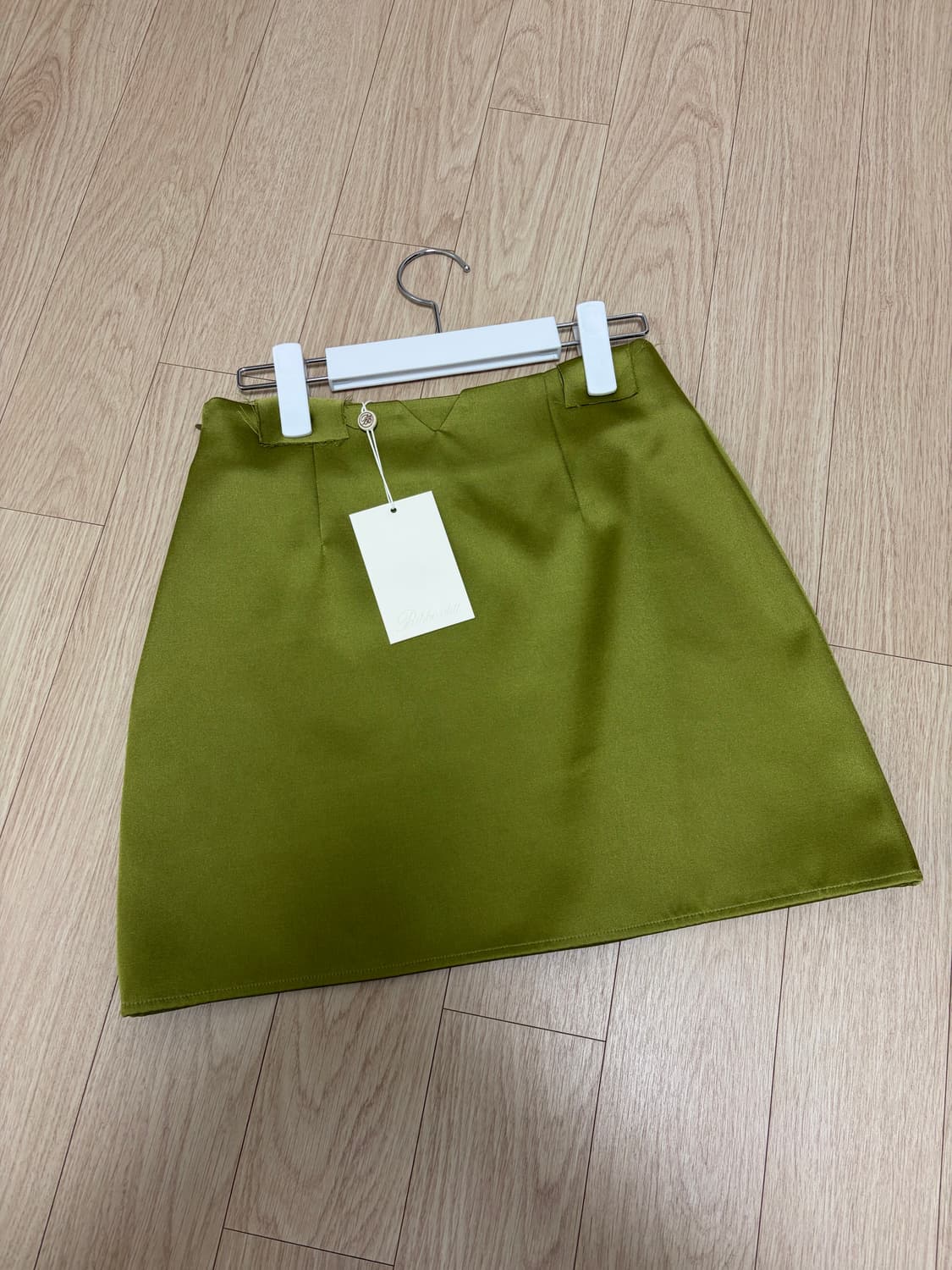 [s] ribbonbit 올리브 스커트 새상품 상품이미지1