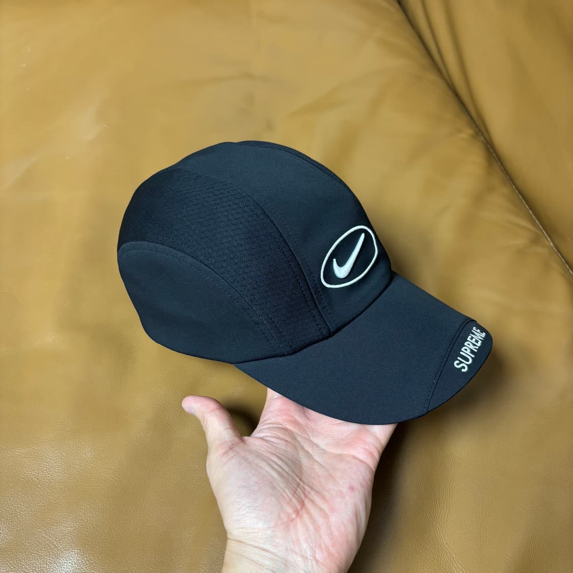 (Supreme x Nike) 슈프림x나이키 블랙 러닝캡 모자 Black 상품이미지3