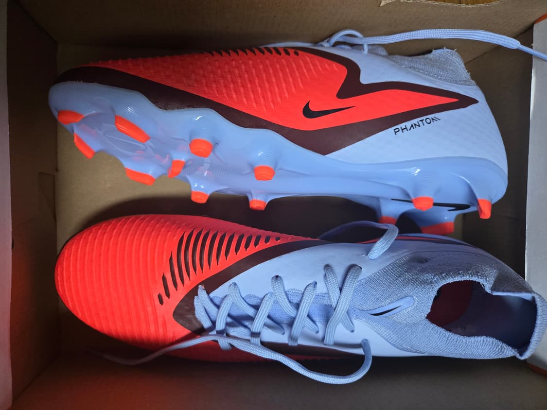 나이키 팬텀 6 하이 아카데미 FG 상품이미지1